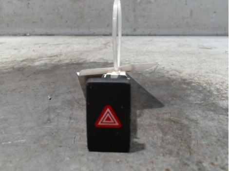 BOUTON DE WARNING VOLKSWAGEN GOLF VI 2008-