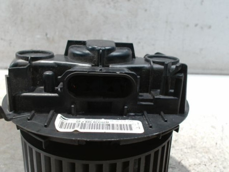 MOTEUR VENTILATEUR CHAUFFAGE RENAULT CLIO III 2005-