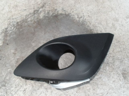 OBTURATEUR PHARE ADDITIONNEL PARE-CHOC AVG RENAULT SCENIC III 2009-