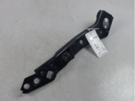 TOLE PORTE PHARE DROIT RENAULT MEGANE III 2008-