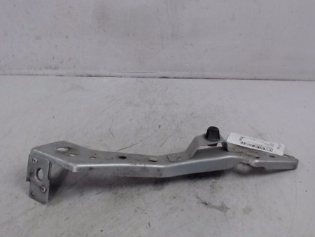 TOLE PORTE PHARE GAUCHE RENAULT MEGANE III ESTATE 09-