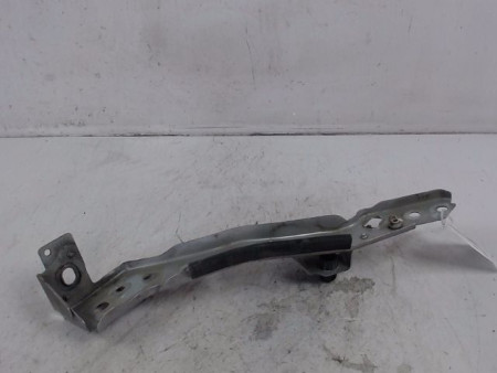 TOLE PORTE PHARE GAUCHE RENAULT MEGANE III ESTATE 09-