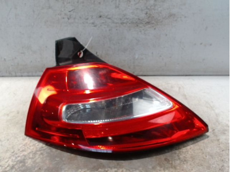 FEU ARRIERE GAUCHE  RENAULT MEGANE II PH2 2006-