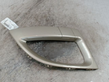 PROTECTION DROIT PARE-CHOC AVANT RENAULT SCENIC III 2009-