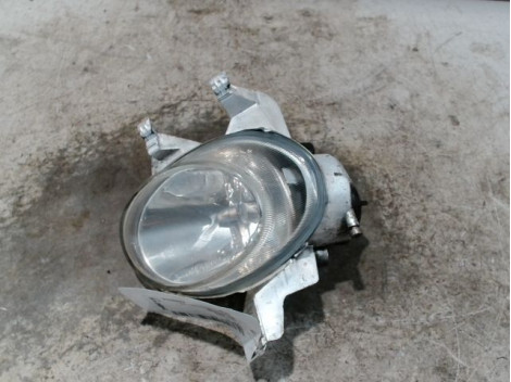 PHARE ANTIBROUILLARD AVANT GAUCHE PEUGEOT 206 3P