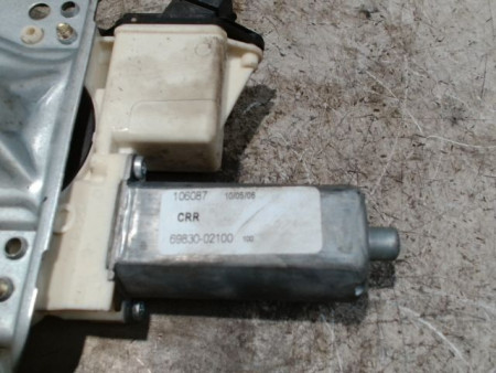 MECANISME+MOTEUR LEVE-GLACE ARRIERE DROIT TOYOTA COROLLA 2004-