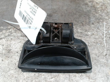 POIGNEE EXTERIEURE PORTE AVANT DROIT PEUGEOT 106 96-2003