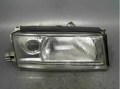 PHARE DROIT SKODA OCTAVIA COMBI -2000