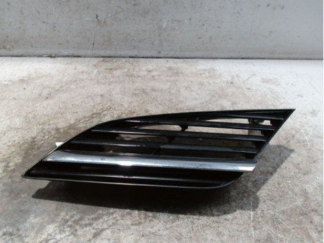 GRILLE CALANDRE GAUCHE NISSAN PRIMERA 2002-