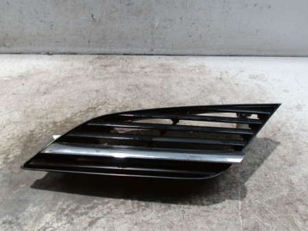 GRILLE CALANDRE GAUCHE NISSAN PRIMERA 2002-