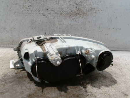 PHARE DROIT ALFA ROMEO 147 2004-