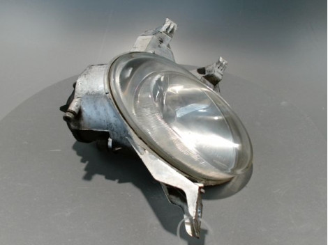 PHARE ANTIBROUILLARD AVANT DROIT PEUGEOT 206 CC 2000-2007