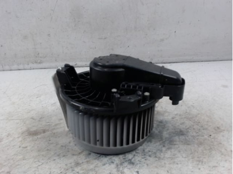 MOTEUR VENTILATEUR CHAUFFAGE TOYOTA RAV4 2006