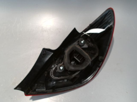 FEU ARRIERE GAUCHE  OPEL CORSA 06-09