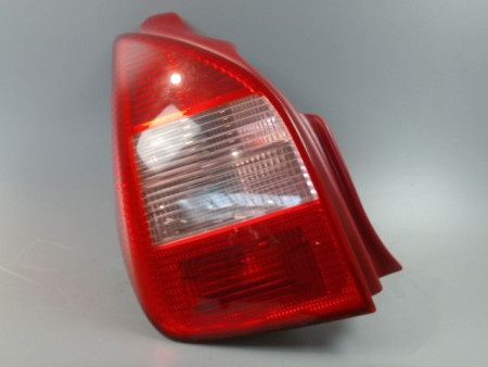 FEU ARRIERE GAUCHE  CITROEN C2 2003-