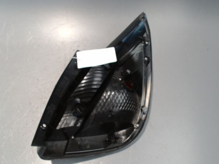 FEU ARRIERE GAUCHE  KIA RIO 2005-