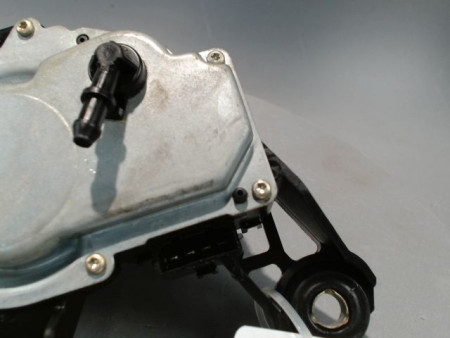 MOTEUR ESSUIE-GLACE ARRIERE VOLKSWAGEN POLO 99-2001