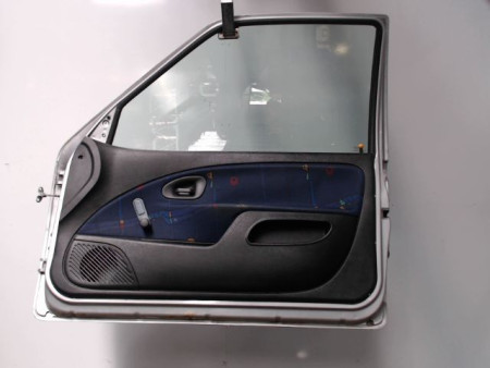 PORTE AVANT DROIT CITROEN SAXO 99-