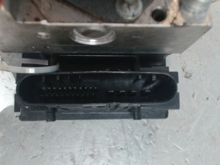 UNITE HYDRAULIQUE ABS RENAULT CLIO III 2010-