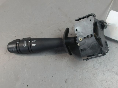 COMMANDE CLIGNOTANT RENAULT TWINGO 2 2007-