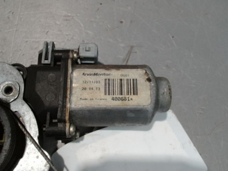 MECANISME+MOTEUR LEVE-GLACE ARRIERE DROIT PEUGEOT 206 5P