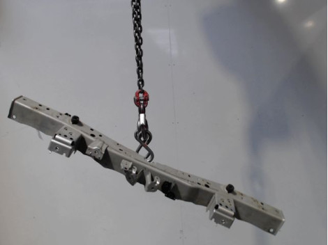 TRAVERSE SUPERIEURE ARMATURE AVANT TOYOTA PRIUS 2004-