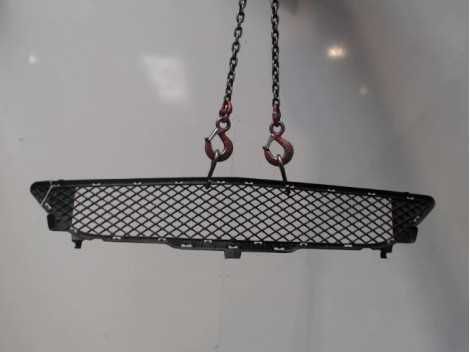 GRILLE PARE-CHOC AVANT MERCEDES CLASSE B 2008-