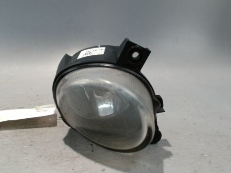 PHARE ANTIBROUILLARD AVANT DROIT AUDI A3 2003-