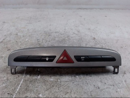 BOUTON DE WARNING PEUGEOT 308 2009-