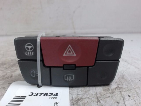 BOUTON DE WARNING FIAT PANDA 2003-