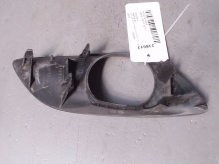 OBTURATEUR PHARE ADDITIONNEL GAUCHE PARE-CHOC AVANT TOYOTA YARIS II 2010-