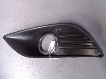 OBTURATEUR PHARE ADDITIONNEL GAUCHE PARE-CHOC AVANT FORD FOCUS 2008-