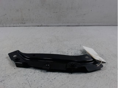 TOLE PORTE PHARE DROIT VOLKSWAGEN POLO 2009-