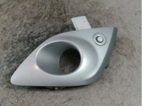 OBTURATEUR PHARE ADDITIONNEL PARE-CHOC AVG RENAULT SCENIC III 2009-