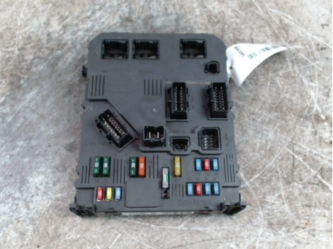 BOITIER GESTION HABITACLE PEUGEOT 206+ 2009-