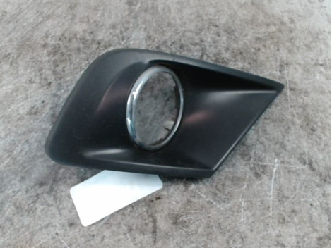 OBTURATEUR PHARE ADDITIONNEL PARE-CHOC AVG PEUGEOT 207 2011-