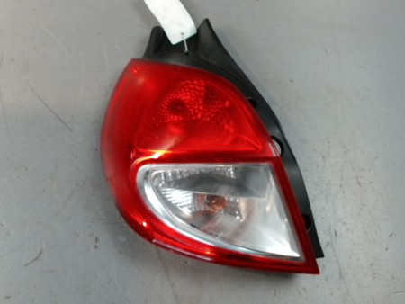 FEU ARRIERE GAUCHE  RENAULT CLIO III 2010-