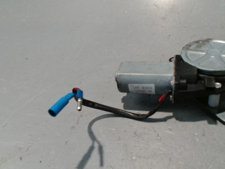 MECANISME+MOTEUR LEVE-GLACE AVANT GAUCHE PEUGEOT 306 97-2001