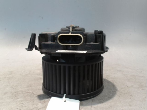 MOTEUR VENTILATEUR CHAUFFAGE RENAULT CLIO III 2010-