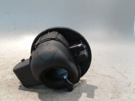 VOLET DE TRAPPE CARBURANT VOLKSWAGEN POLO 2005-