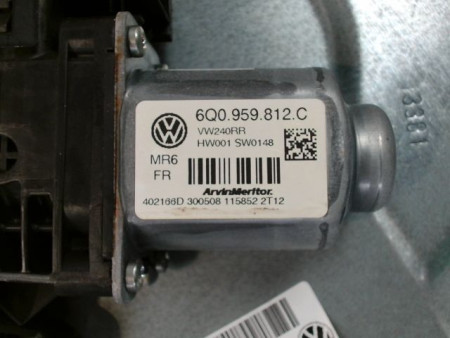 MECANISME+MOTEUR LEVE-GLACE ARRIERE GAUCHE VOLKSWAGEN POLO 2005-