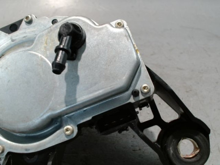 MOTEUR ESSUIE-GLACE ARRIERE VOLKSWAGEN POLO 02-05