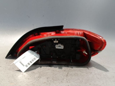 FEU ARRIERE GAUCHE  PEUGEOT 406 99-04