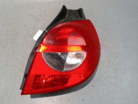 FEU ARRIERE DROIT RENAULT CLIO III 2005-