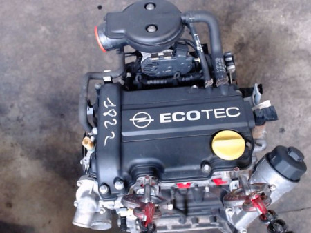 MOTEUR ESSENCE OPEL CORSA 2000-8.2003 1.0 