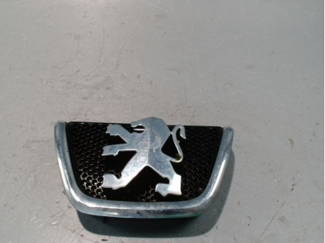 SIGLE CALANDRE PEUGEOT 206 3P