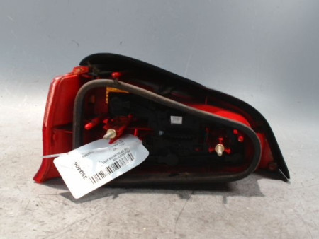 FEU ARRIERE GAUCHE  PEUGEOT 106 96-2003