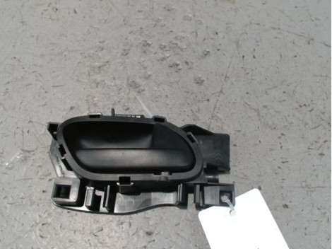 POIGNEE INTERIEURE PORTE AVANT DROIT CITROEN BERLINGO FOURGON 2008-