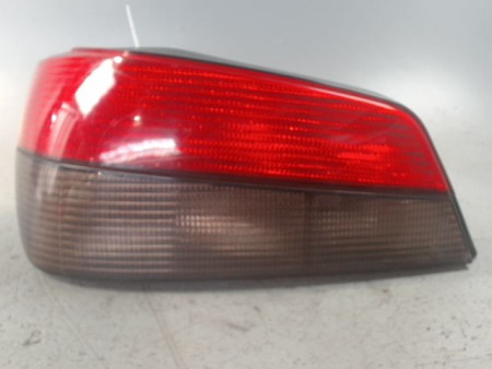 FEU ARRIERE GAUCHE  PEUGEOT 306 97-2001