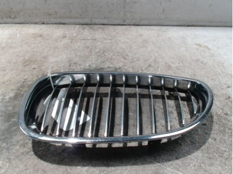 GRILLE CALANDRE GAUCHE BMW SERIE 5 TOURING (E61) 2004-